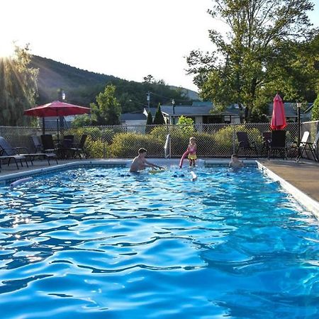 לייק ג'ורג' Adirondack Sunrise Lodge מראה חיצוני תמונה