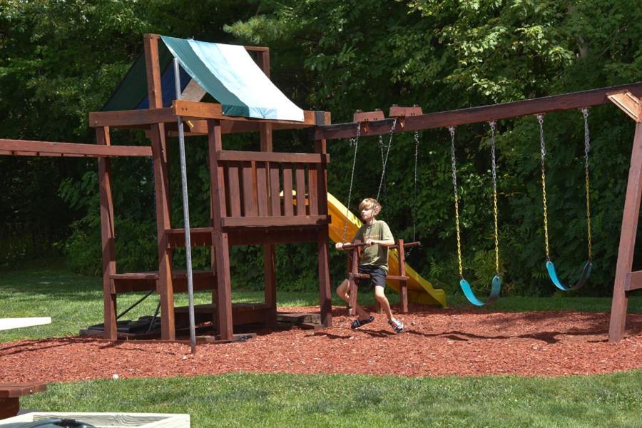 לייק ג'ורג' Adirondack Sunrise Lodge מראה חיצוני תמונה