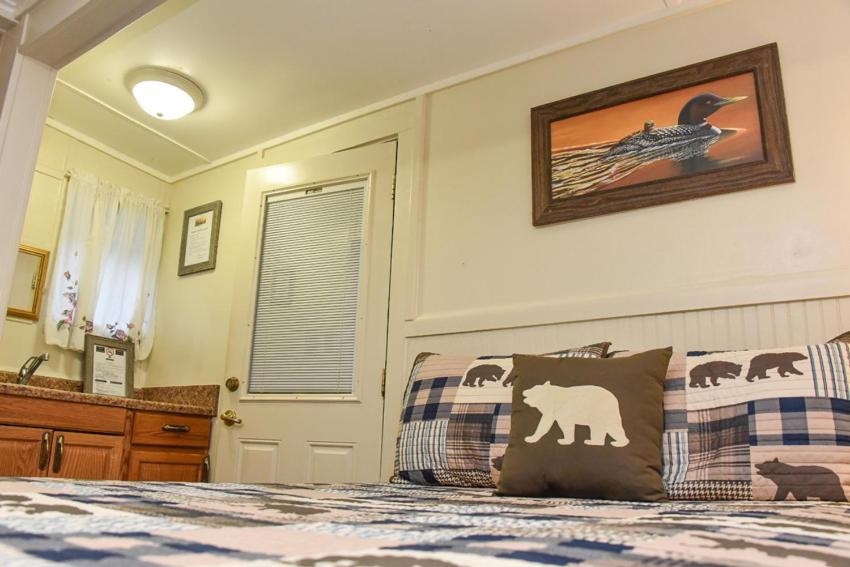 לייק ג'ורג' Adirondack Sunrise Lodge מראה חיצוני תמונה