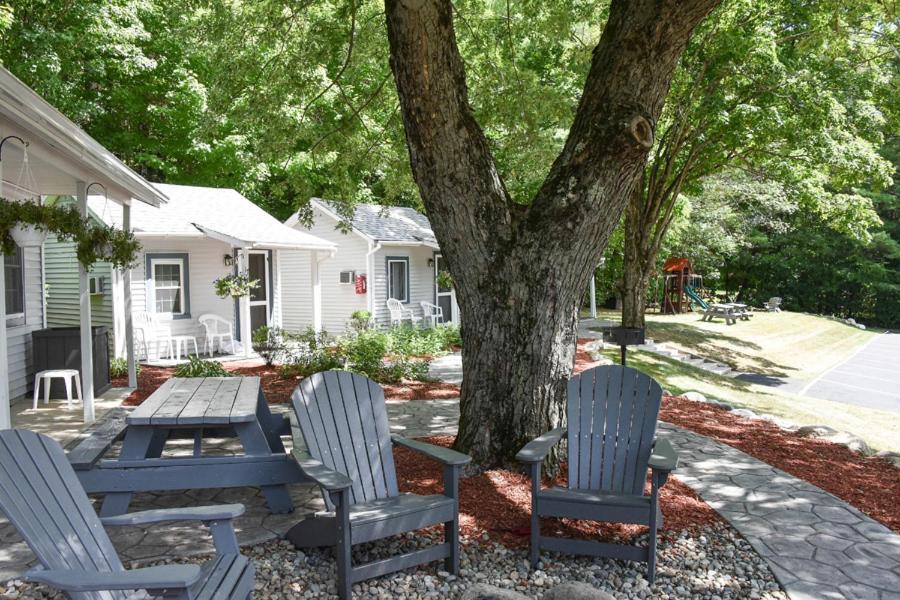 לייק ג'ורג' Adirondack Sunrise Lodge מראה חיצוני תמונה